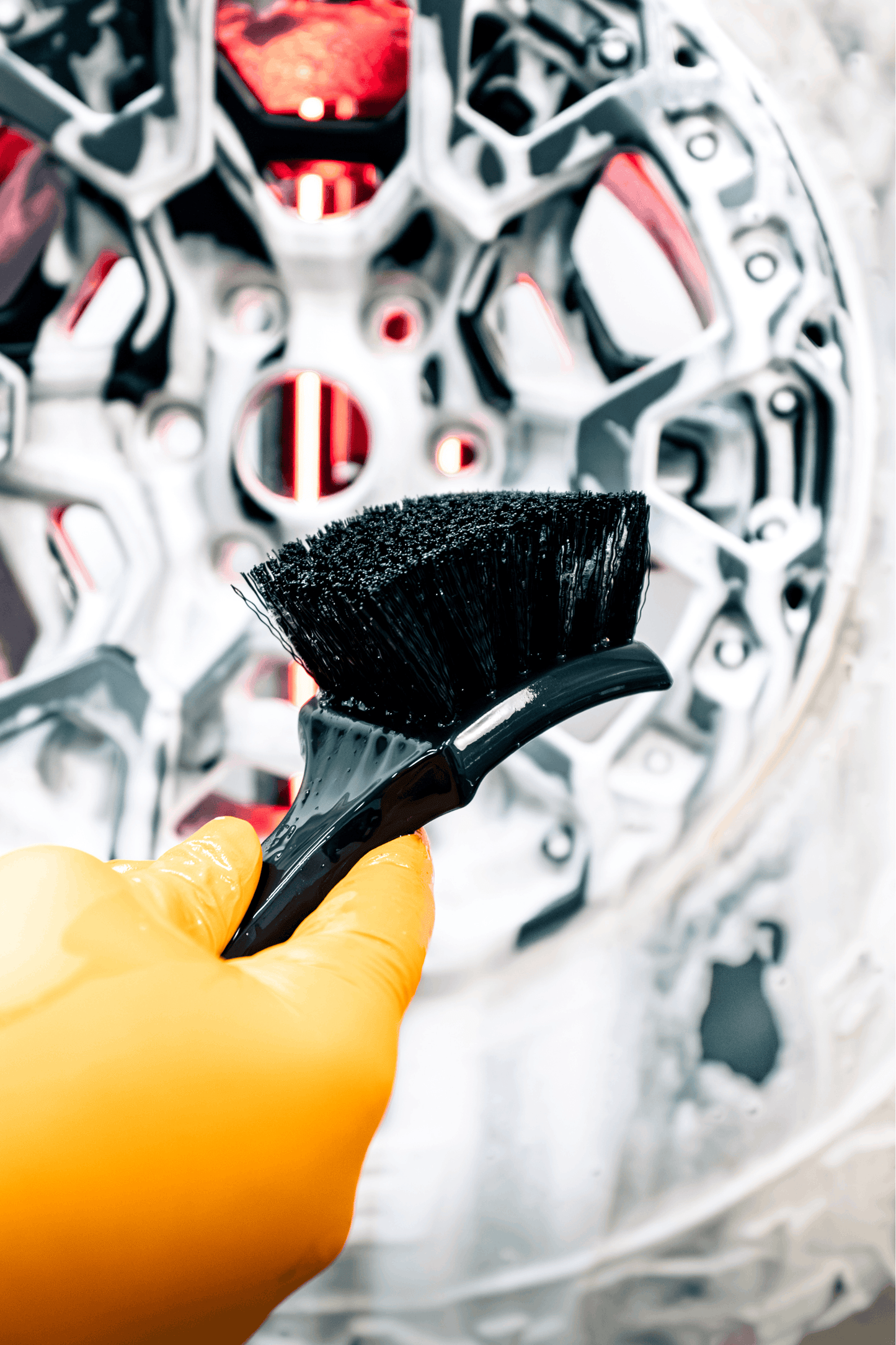 BLACKLINE® STIFF BRISTLE TIRE BRUSH Otarealm