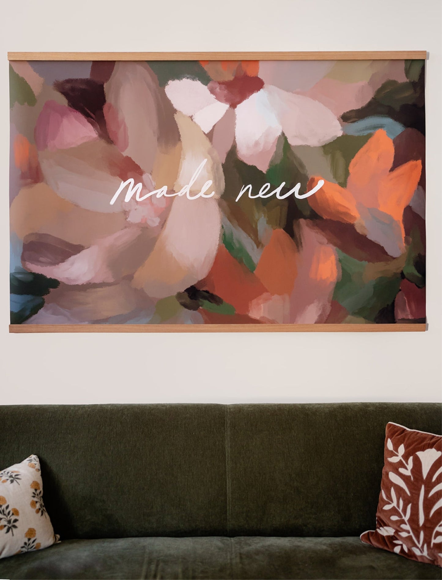 Large Canvas with Banner Wood: Made New Otarealm