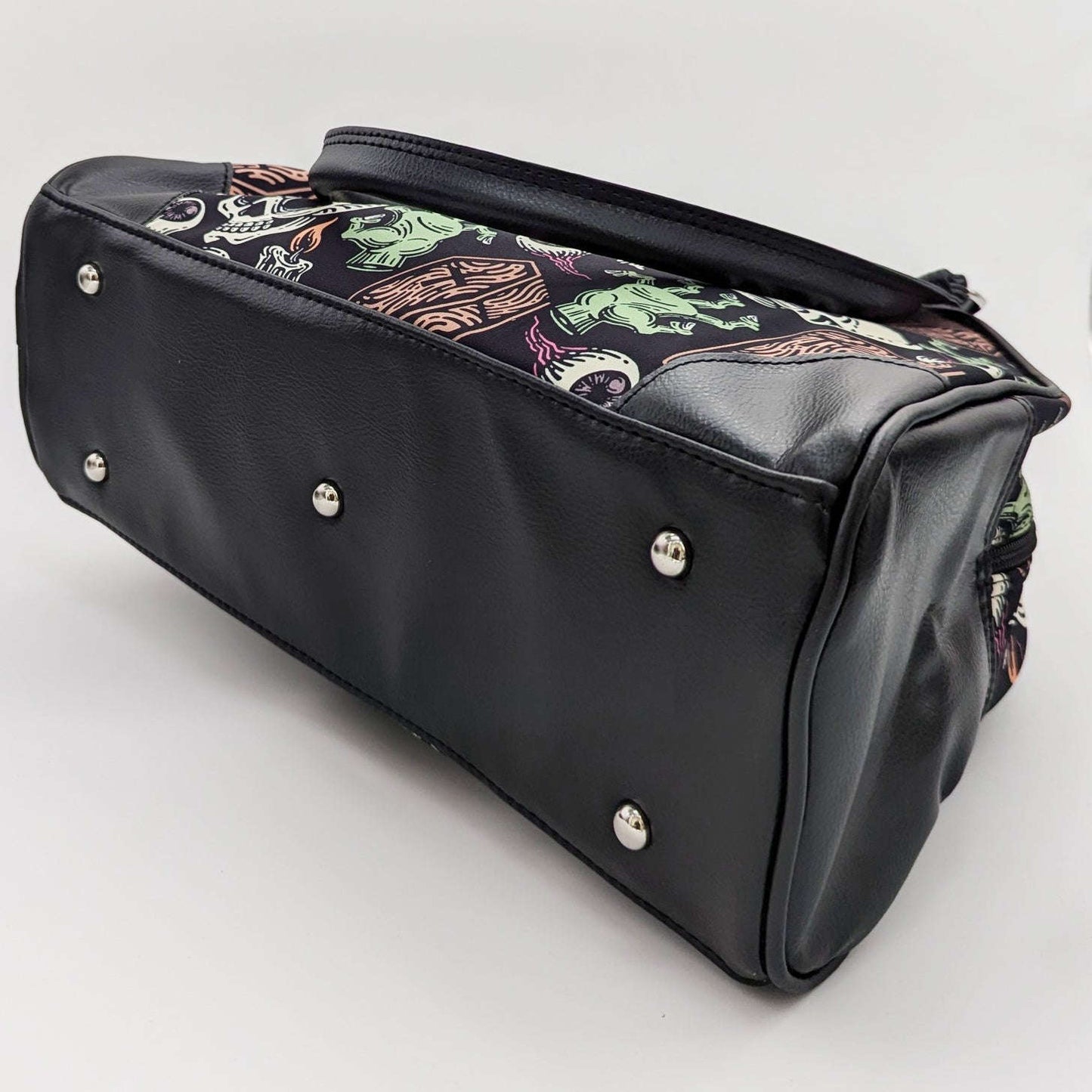 Coffins and Skulls Purse Otarealm