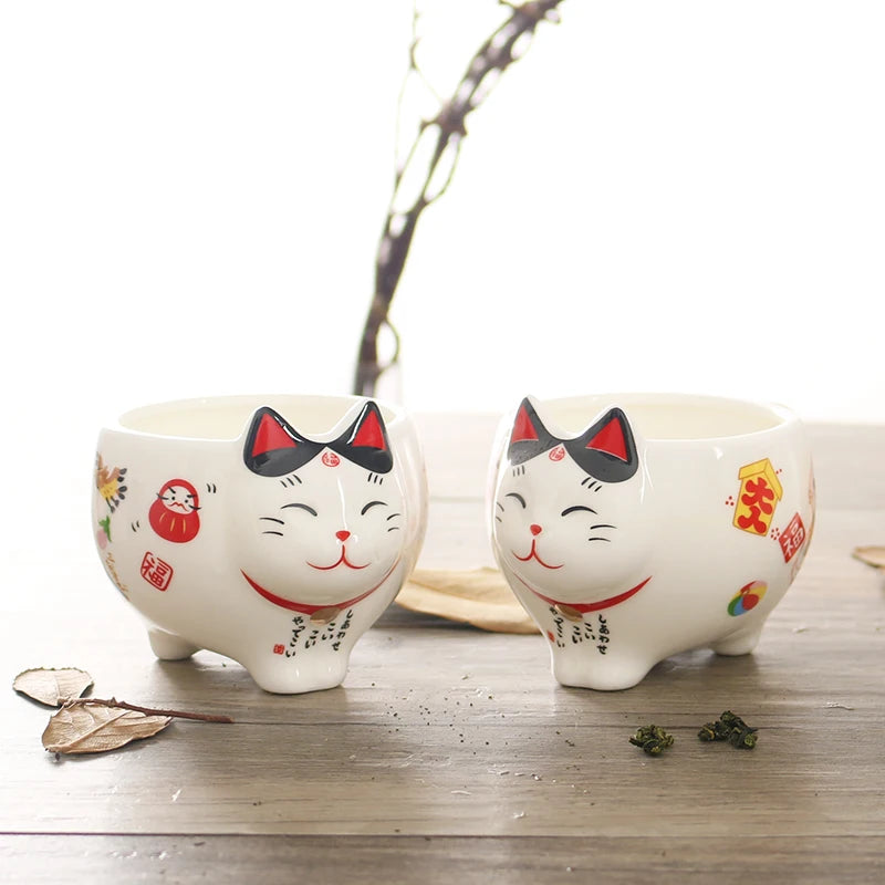 Cute Japanese Lucky Cat Porcelain Tea Set, Creative Maneki Neko Ceramic Tea Cup Pot with Strainer