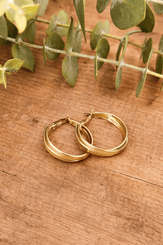 The Everyday Hoop Twist II - Gold or Silver Otarealm