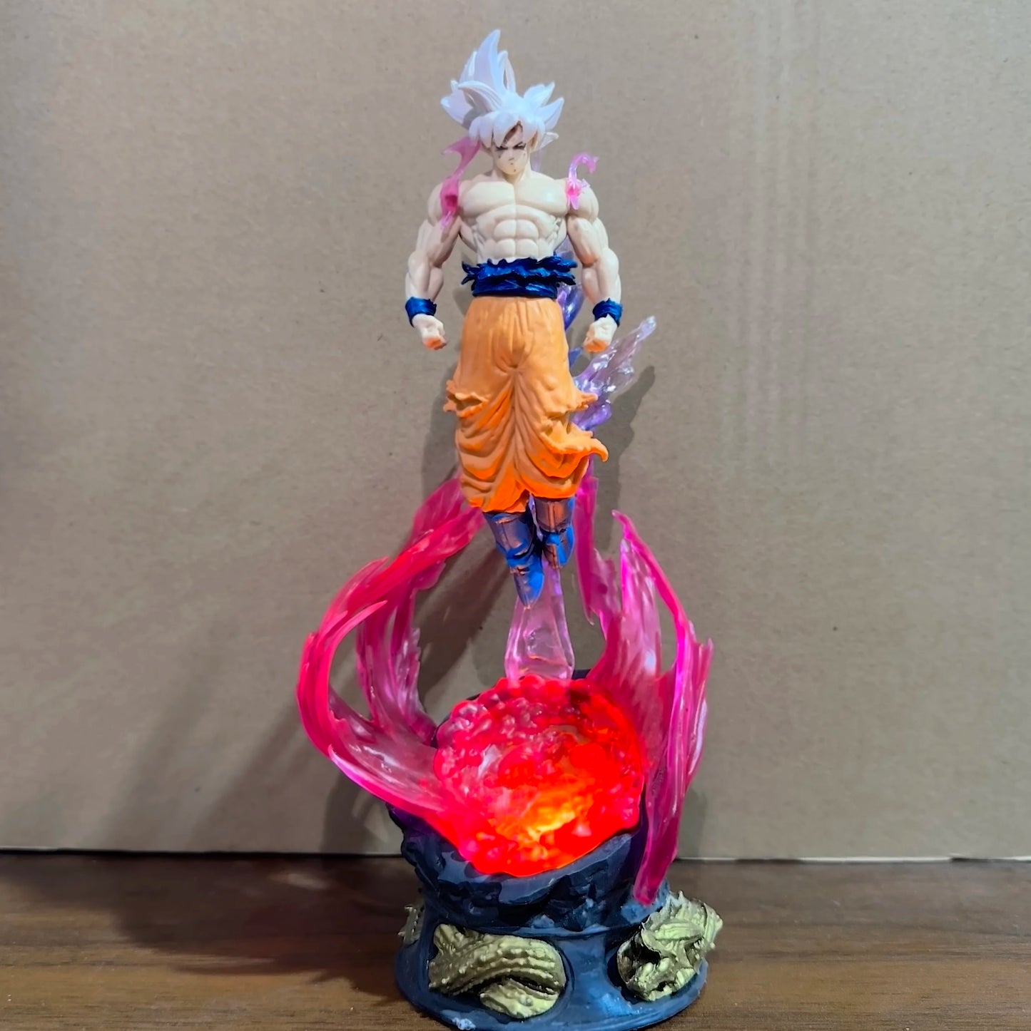 Son Goku Ultra Instinct Anime Figure, Super Saiyan Dragon Ball Anime Figurines 25 CM