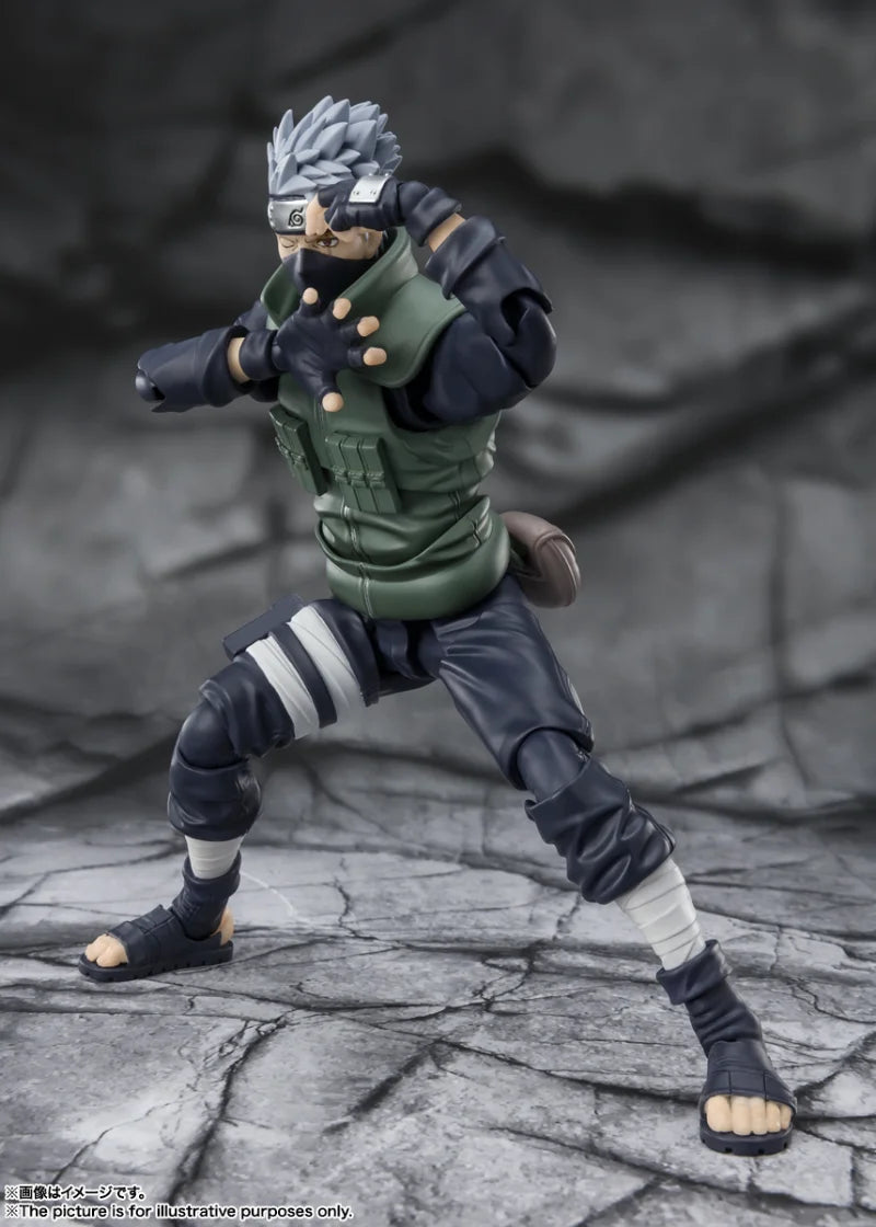 Hatake Kakashi Anime Figure, Naruto Shippuden Action Figurines SHFiguart The Hero of Sharingan 16 CM