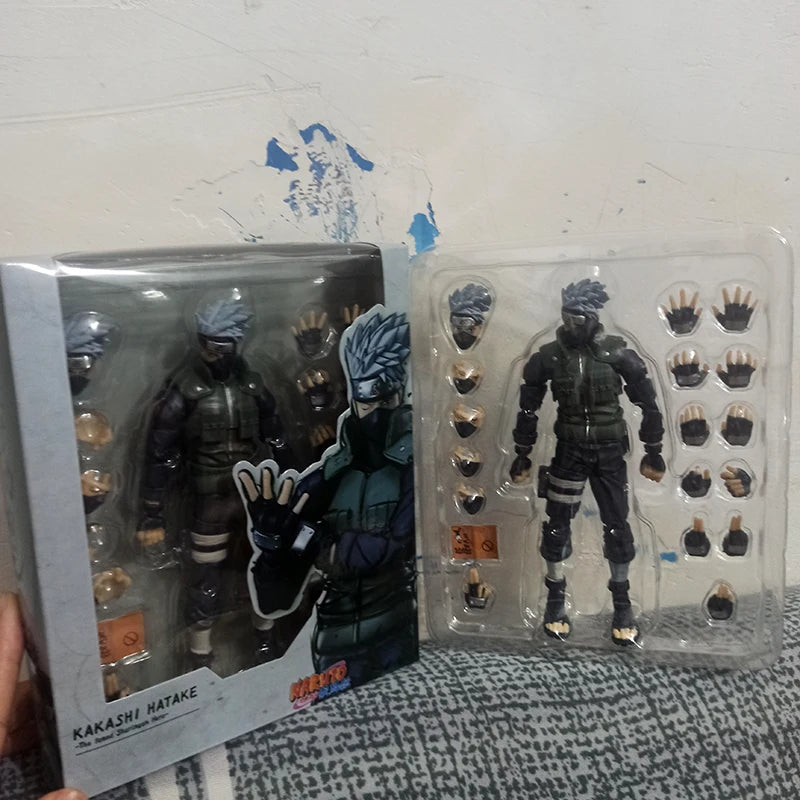 Hatake Kakashi Anime Figure, Naruto Shippuden Action Figurines SHFiguart The Hero of Sharingan 16 CM