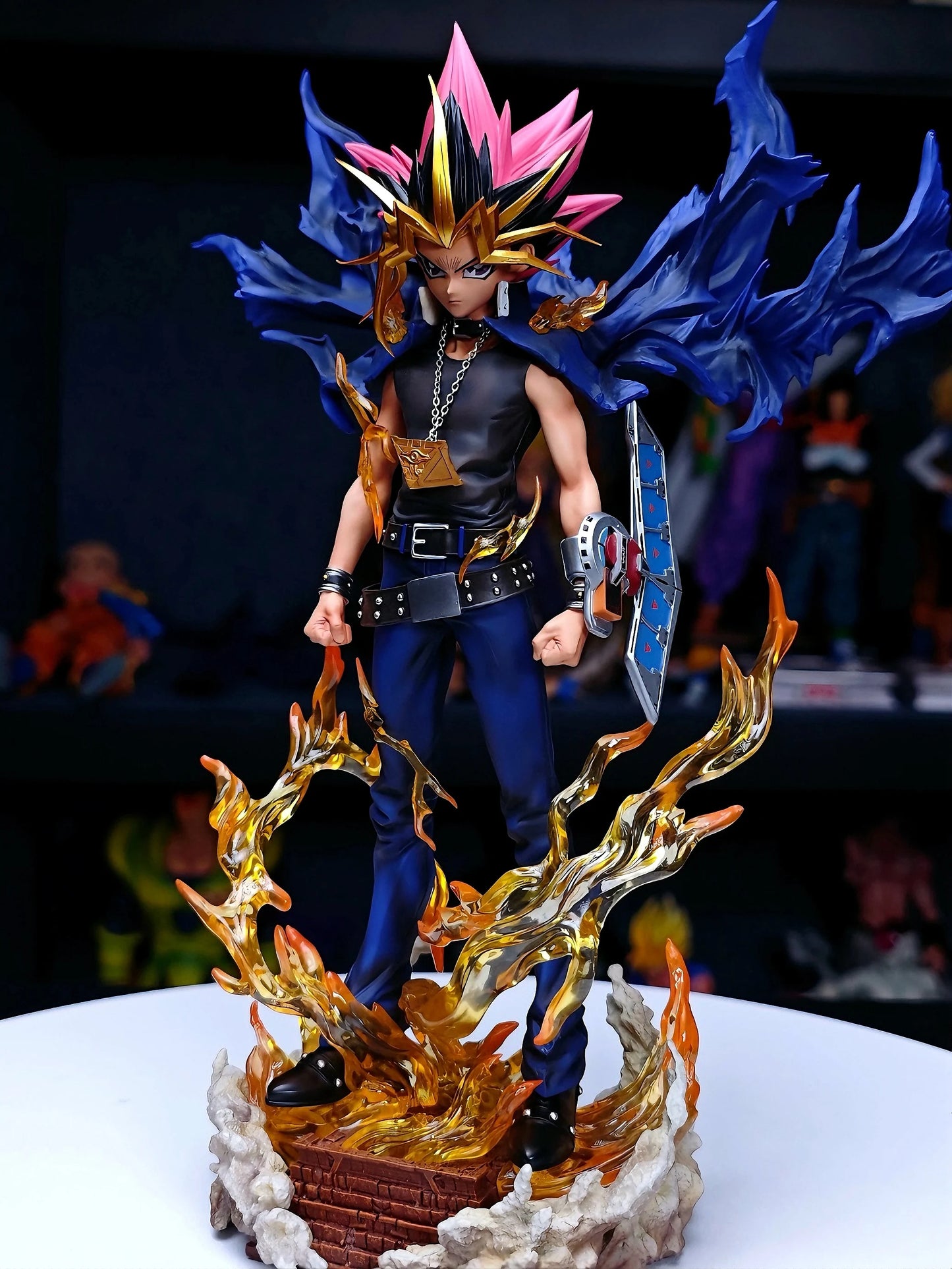 Yami Yugi Muto Anime Figure, Dark Yugi Pharaoh Atem Yu-Gi-Oh Duel Monsters Action Figurines PVC Statue 28 CM