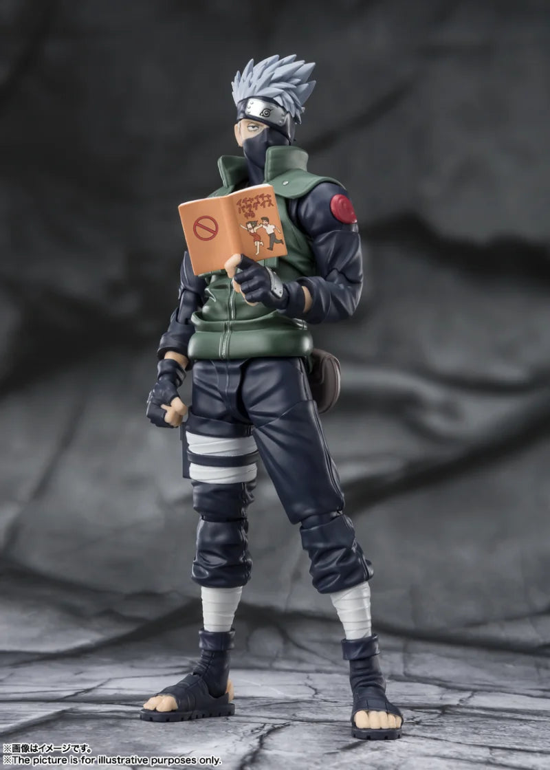 Hatake Kakashi Anime Figure, Naruto Shippuden Action Figurines SHFiguart The Hero of Sharingan 16 CM