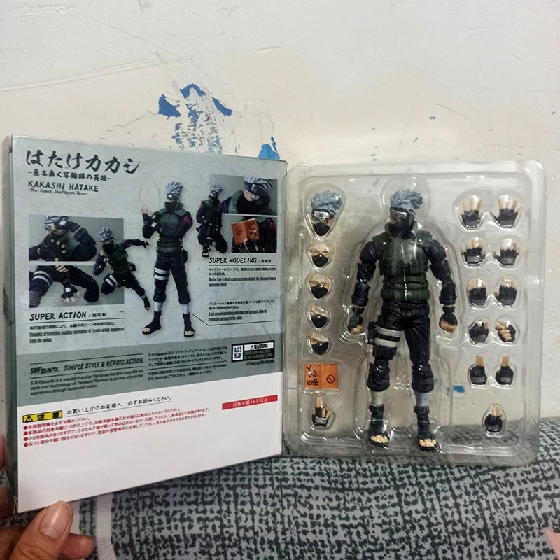 Hatake Kakashi Anime Figure, Naruto Shippuden Action Figurines SHFiguart The Hero of Sharingan 16 CM