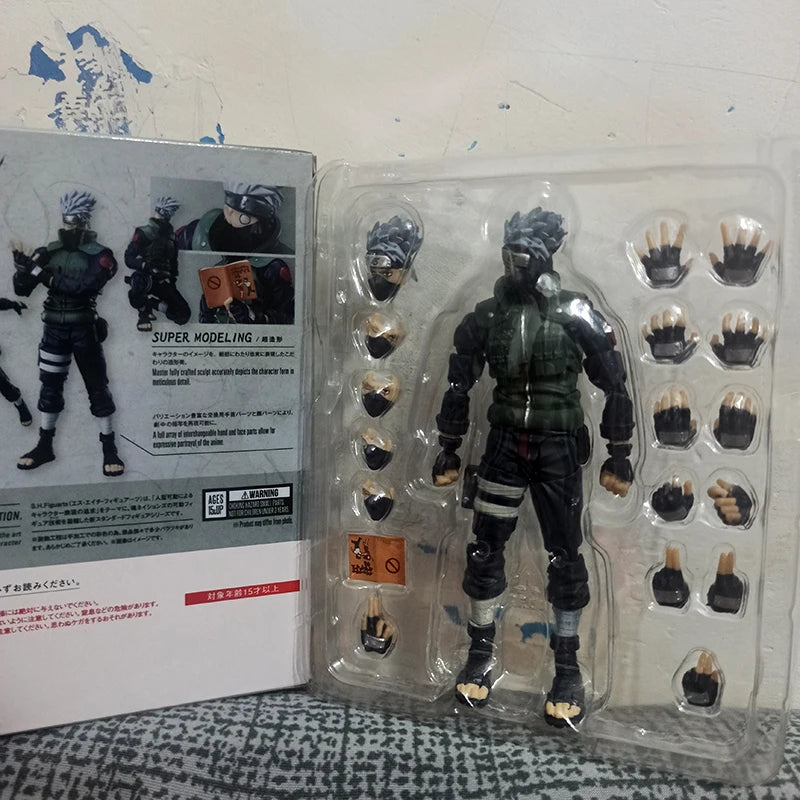 Hatake Kakashi Anime Figure, Naruto Shippuden Action Figurines SHFiguart The Hero of Sharingan 16 CM
