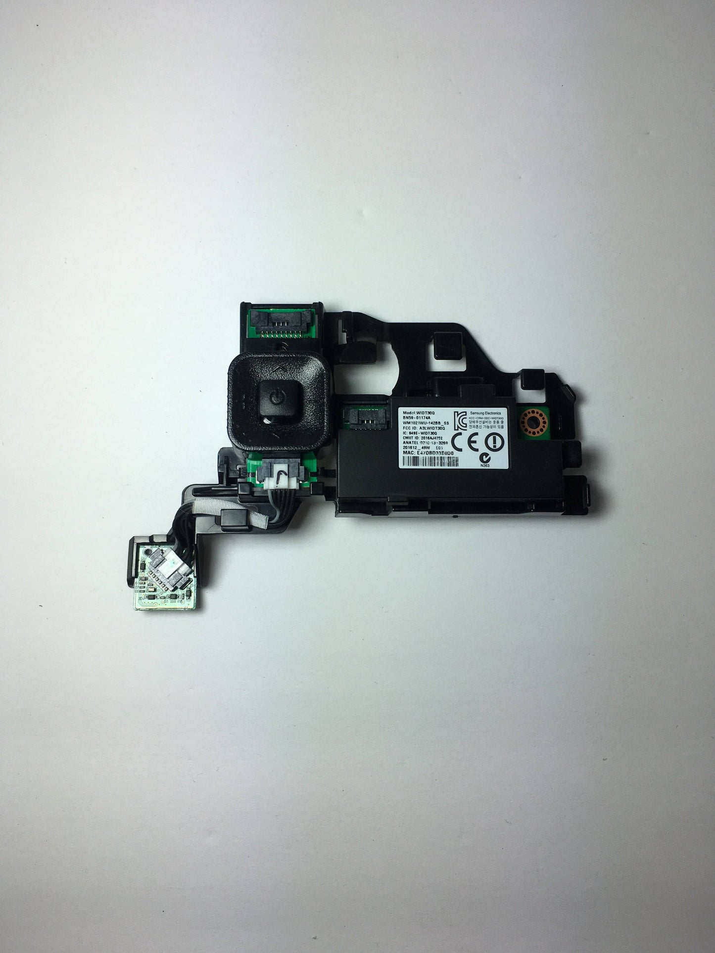 Samsung BN96-30902J / BN59-01174A P-Function Board & Wi-Fi Module Assembly Otarealm