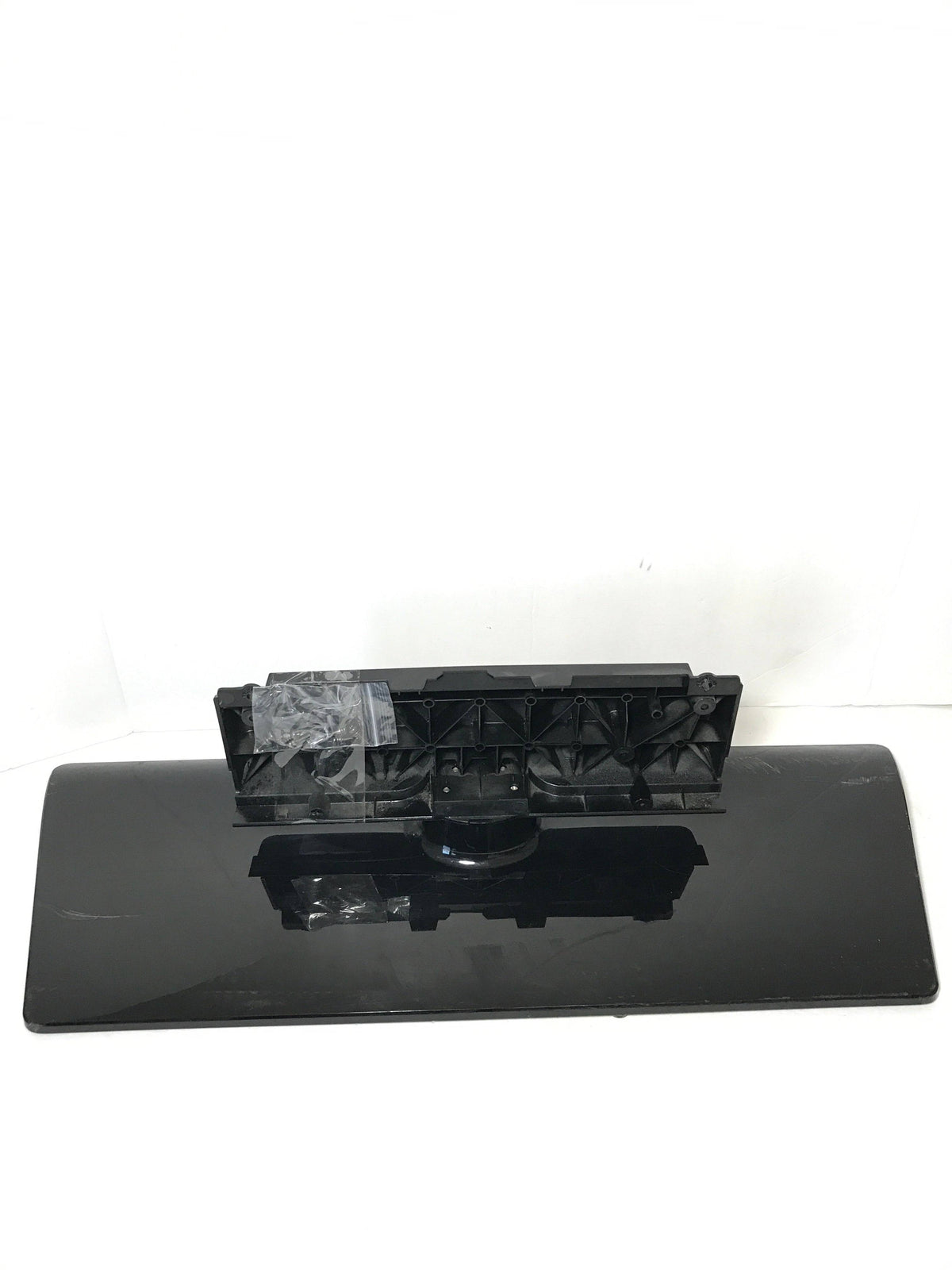 Westinghouse UW40T3PW TV Stand/Base Otarealm