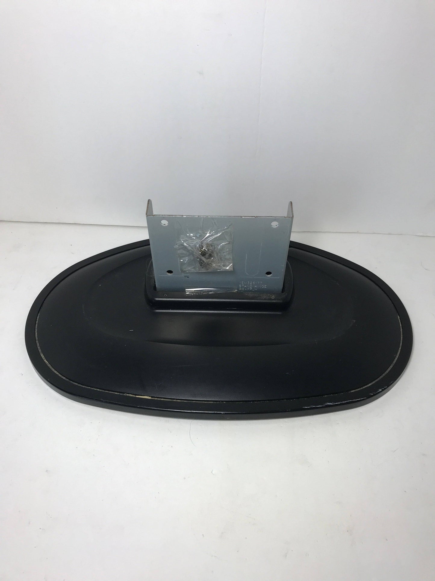 Sylvania LC321SS9A TV Stand/Base Otarealm