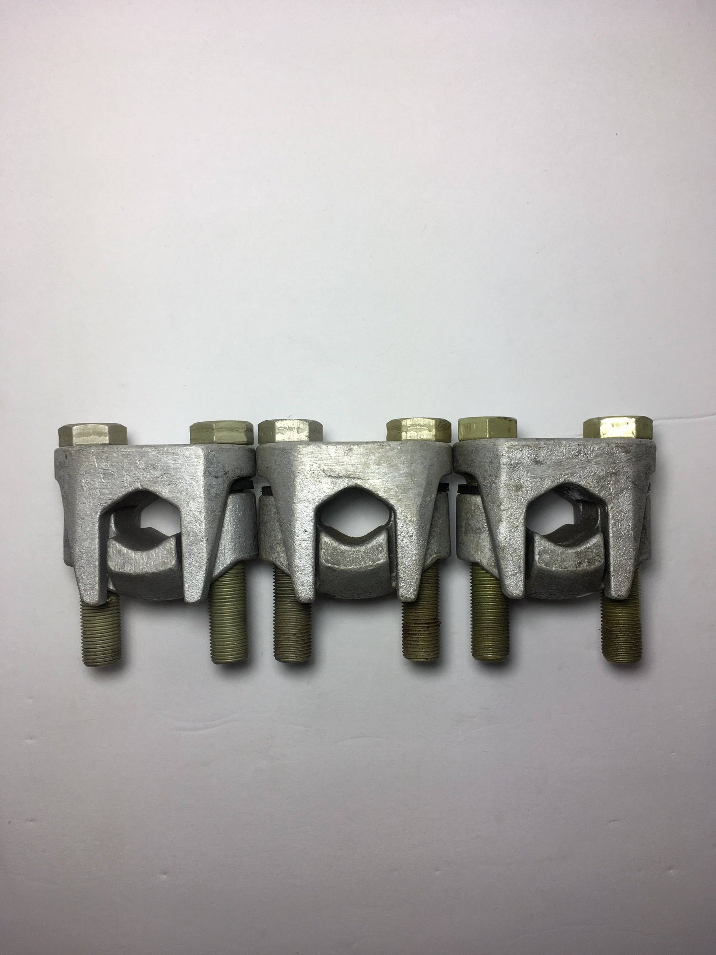 Ilsco DBA-1000 ALCU 2Bolt Conn 3 Pack Otarealm