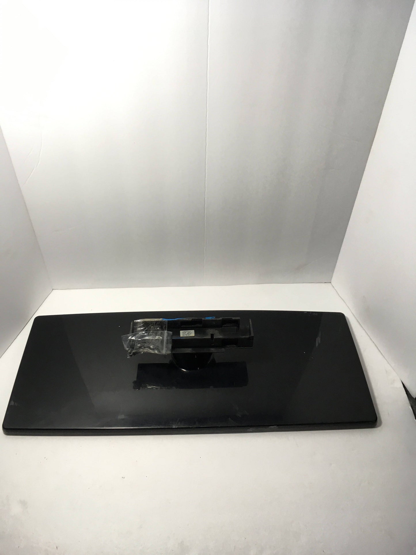 Samsung LN40A530P1FXZA TV Stand/Base Otarealm