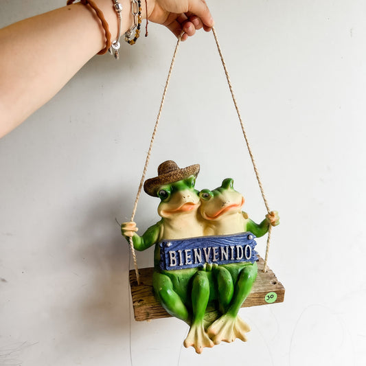 Hanging Welcome “Bienvenido” Decor
