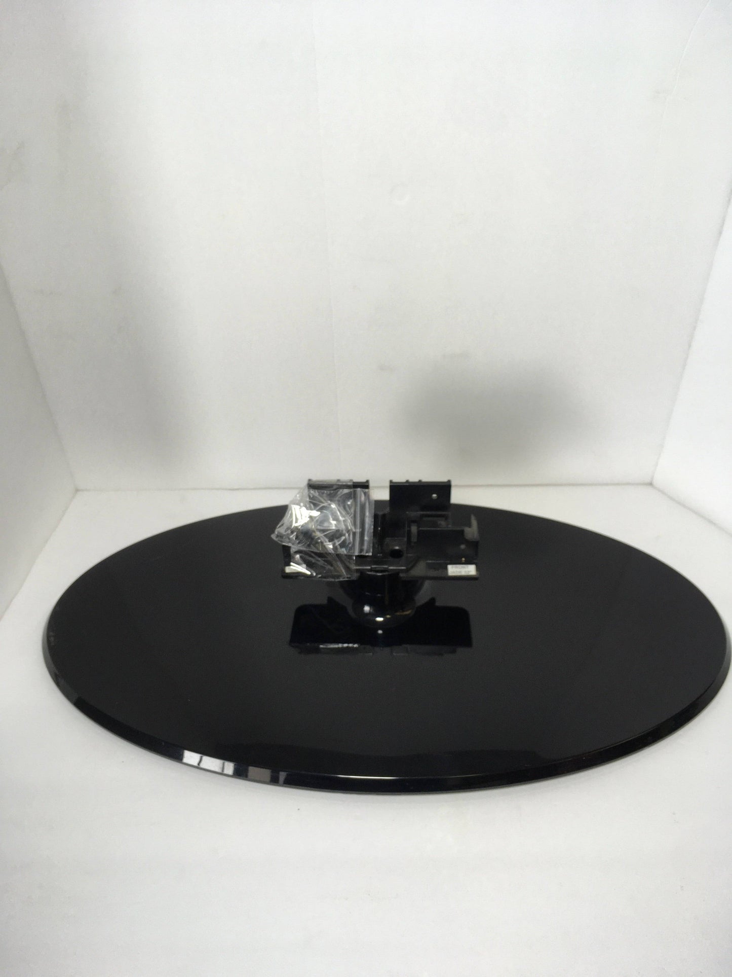 Samsung LN32A330J1DXZA TV Stand / Base Otarealm