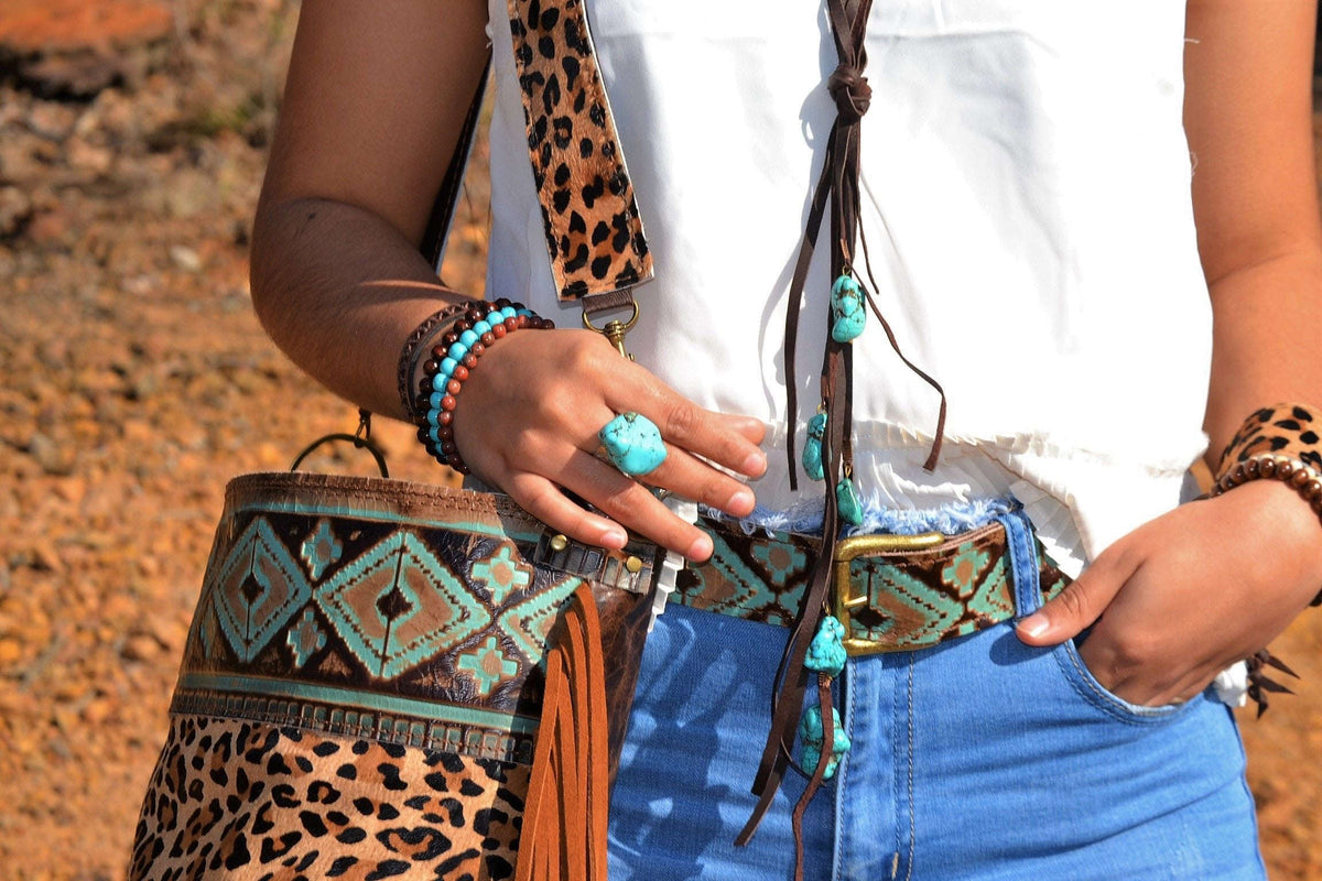**Turquoise Chunk on Cuff Ring 012o Otarealm