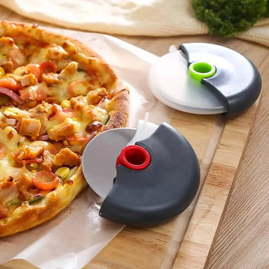 Stainless Steel Round Wheel Cutter with Lid