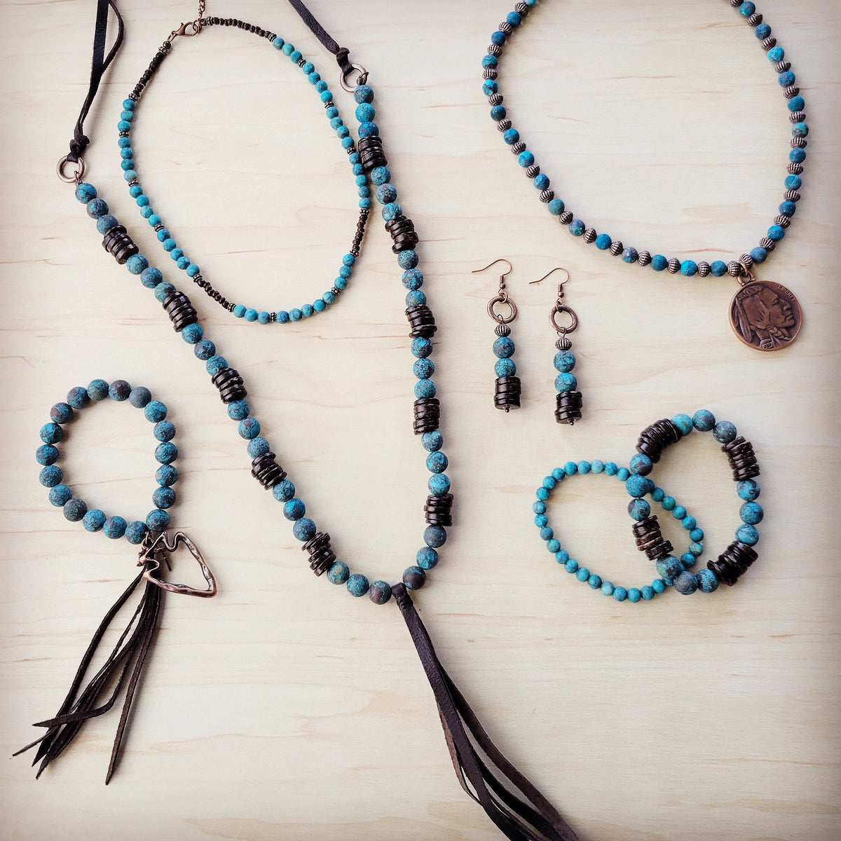 **Natural American Turquoise Beaded Collar Necklace w/ Indian Head Pendant 262h