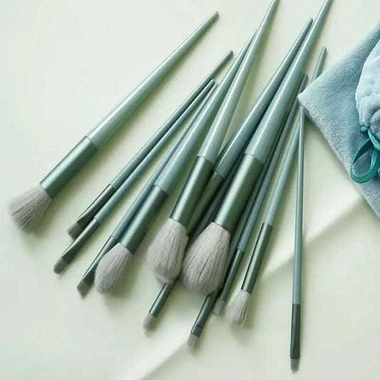 13-Piece: Professional Makeup Brush Set Otarealm