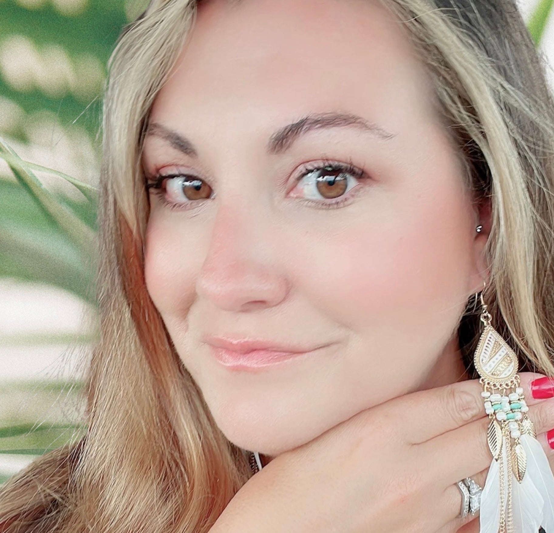 Beautiful White Boho Feather Earrings Otarealm