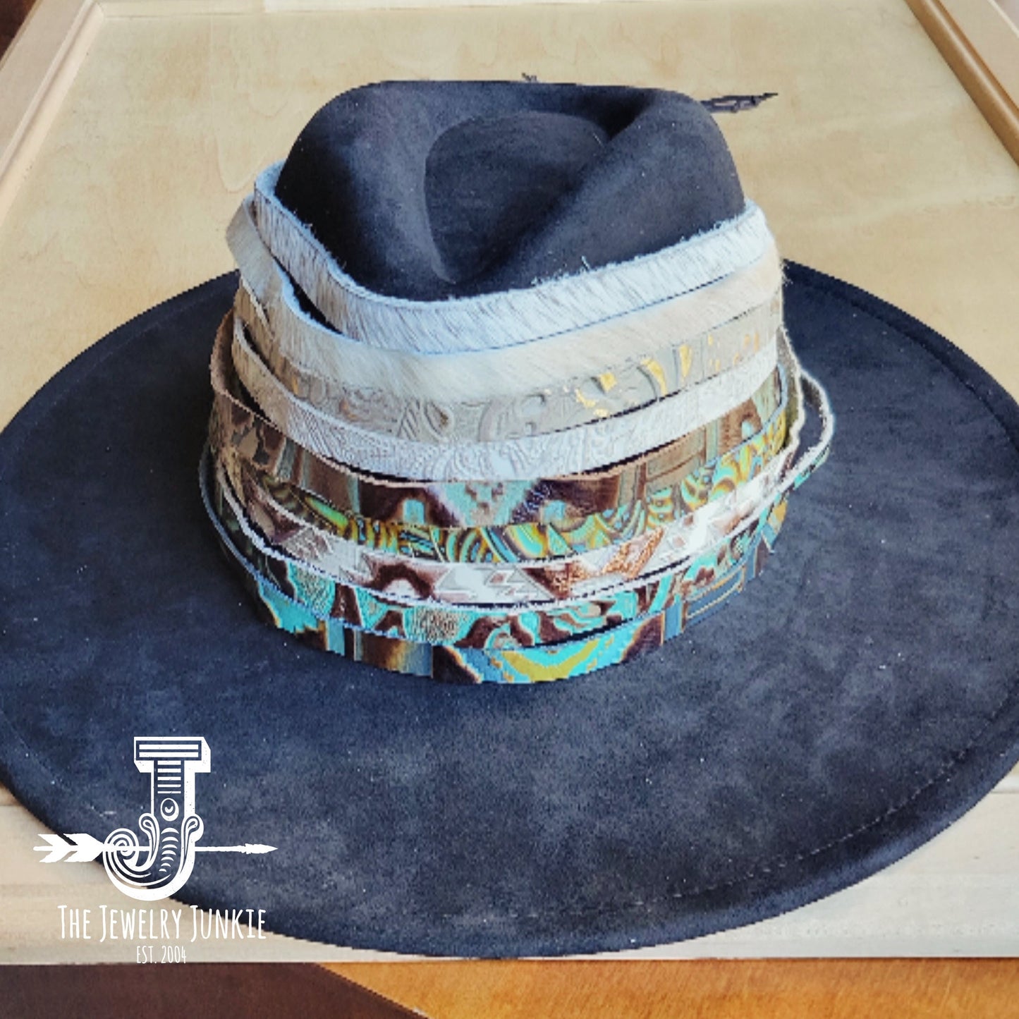**Gilded Cowboy  Embossed Leather Hat Band Only 950m