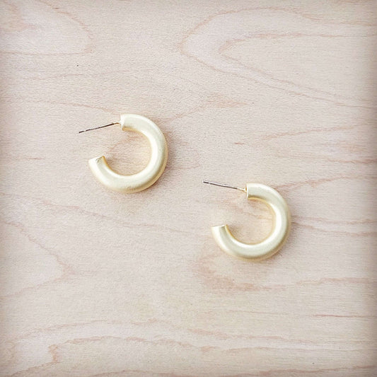 **Matte Gold Hoop Earring 200h Otarealm