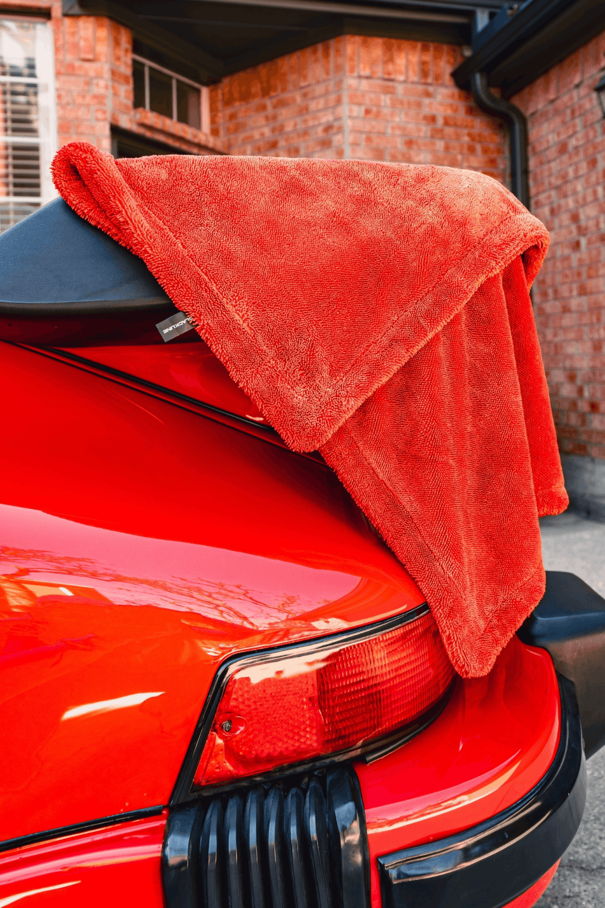 BLACKLINE® TWISTED-LOOP DRYING TOWEL Otarealm