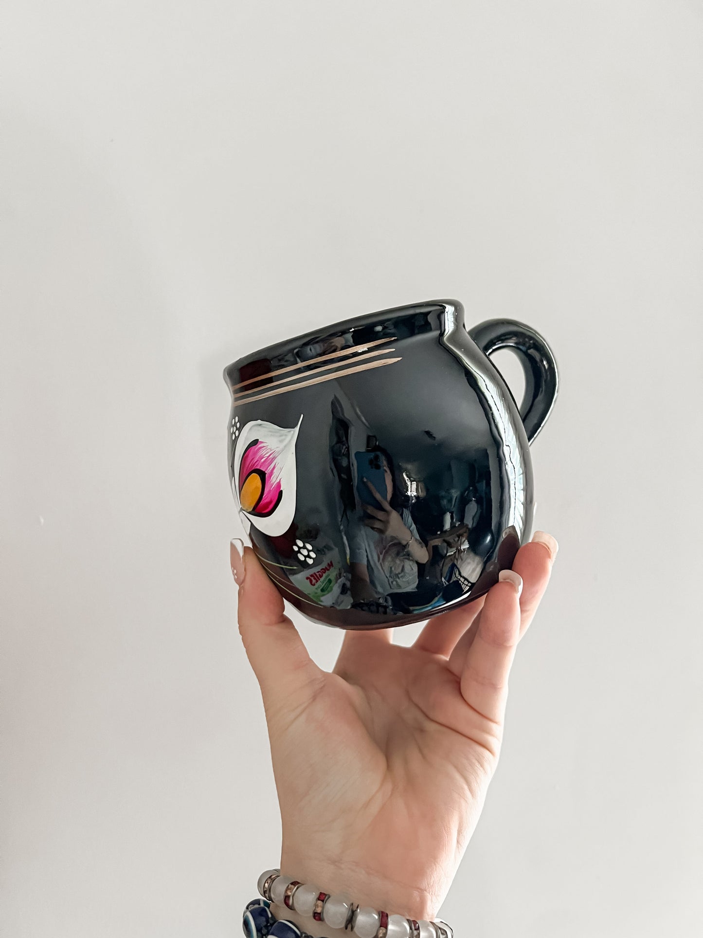 Black Ceramic Floral Artesanal Mug