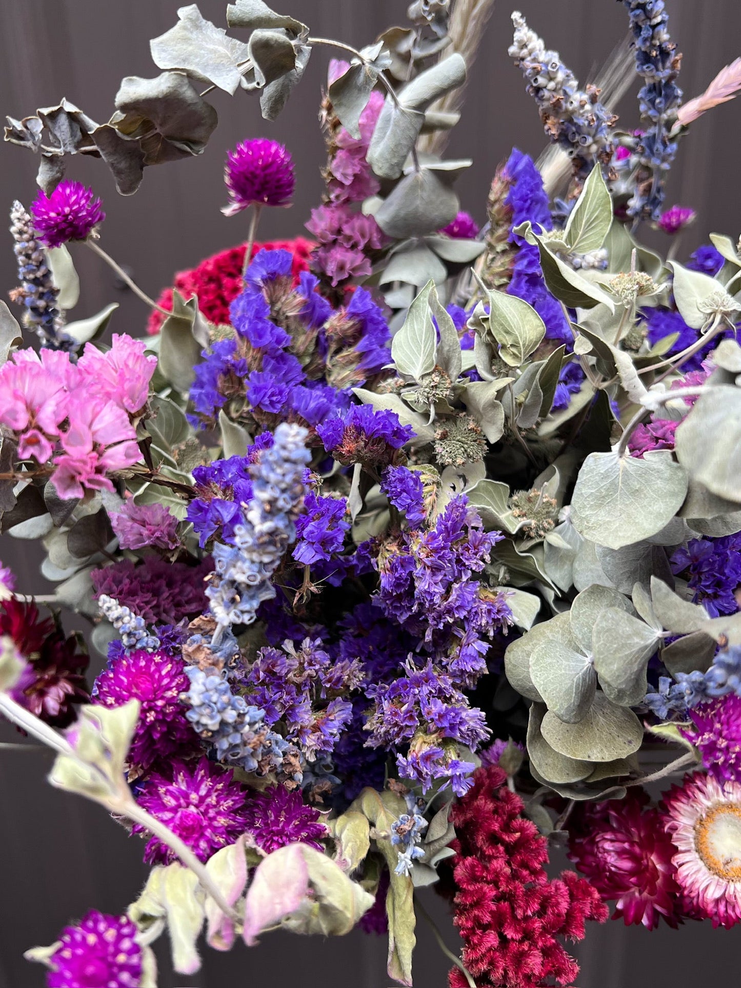 Dried Bouquet-Berry Tones
