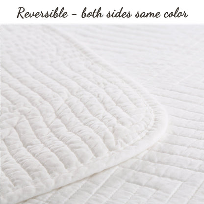 Maze White Cotton Reversible Quilt Bedding Set