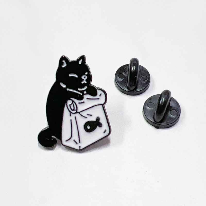 Mini Black Cat Enamel Pin – Durable, Giftable Fashion Accessory