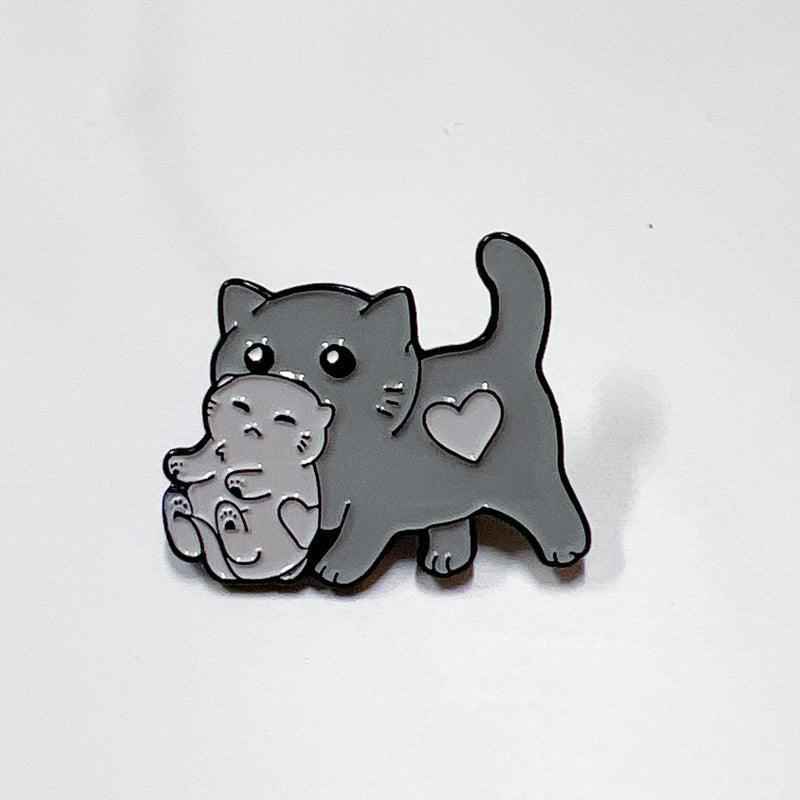 Mama Cat Carrying Kitten Enamel Pin – Cute Cat Lover Gift