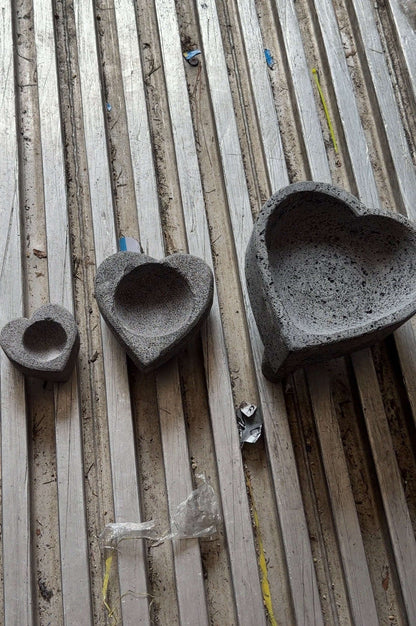 Original Heart Molcajete 100% Volcanic Otarealm