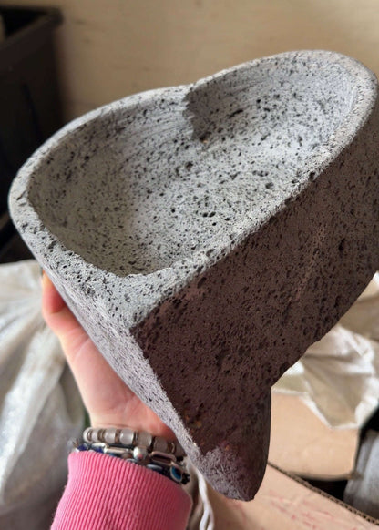 Original Heart Molcajete 100% Volcanic Otarealm