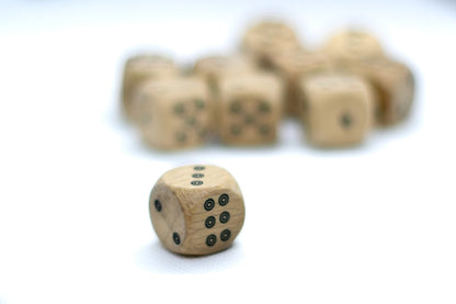 10-Pack Birds-Eye Wooden 16mm d6 Dice w/ Black Dots Rounded Corners - Wood Dice