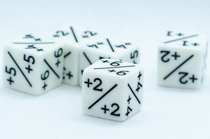 White D6 MTG +1/+1 Counter Dice  - Magic: The Gathering DnD d6 Stats (Sold Per Die)