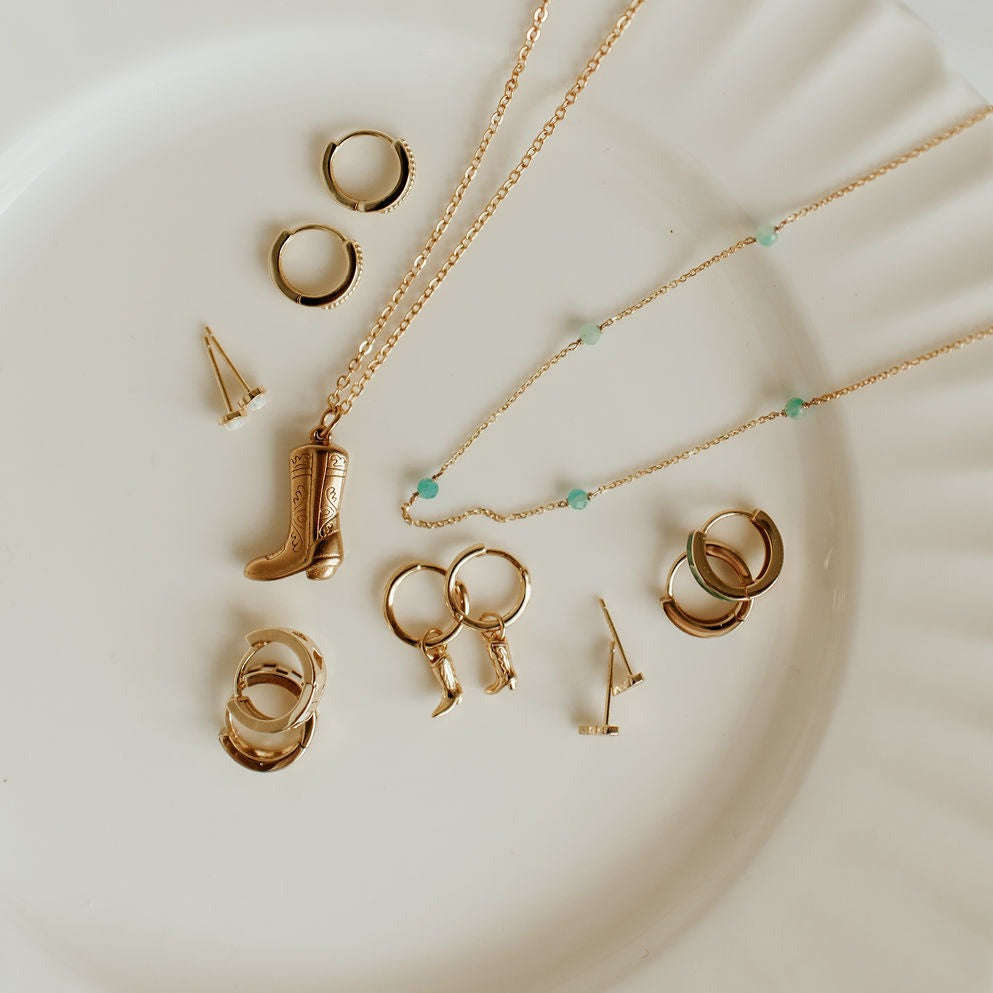 Dolly Boot Necklace Otarealm