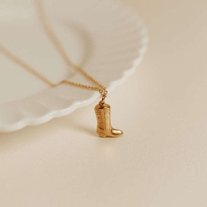 Dolly Boot Necklace Otarealm