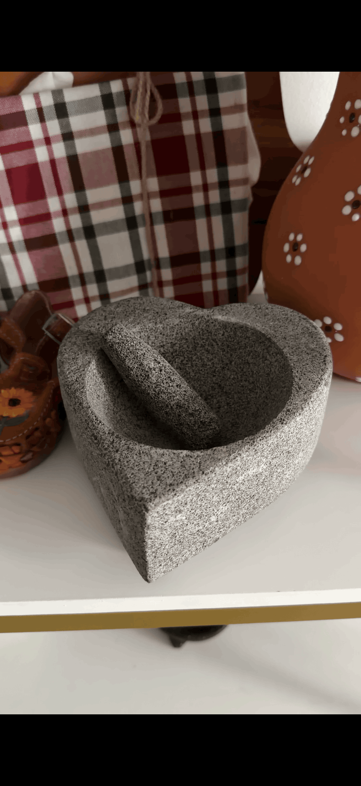 Original Heart Molcajete 100% Volcanic Otarealm