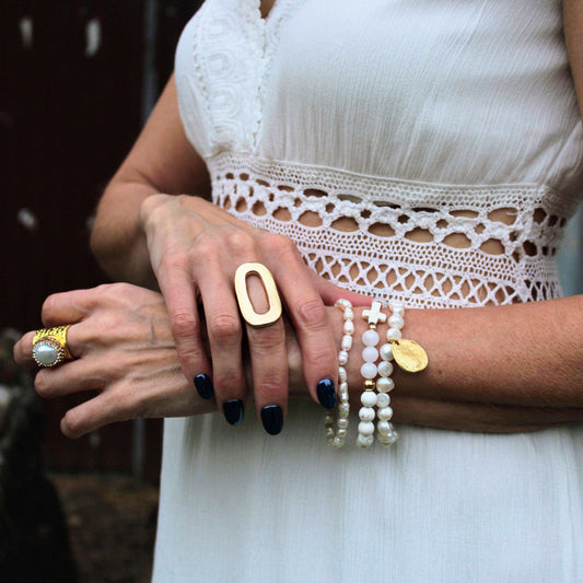 Freshwater Pearl Bracelet with Matte Gold Coin 804m Otarealm