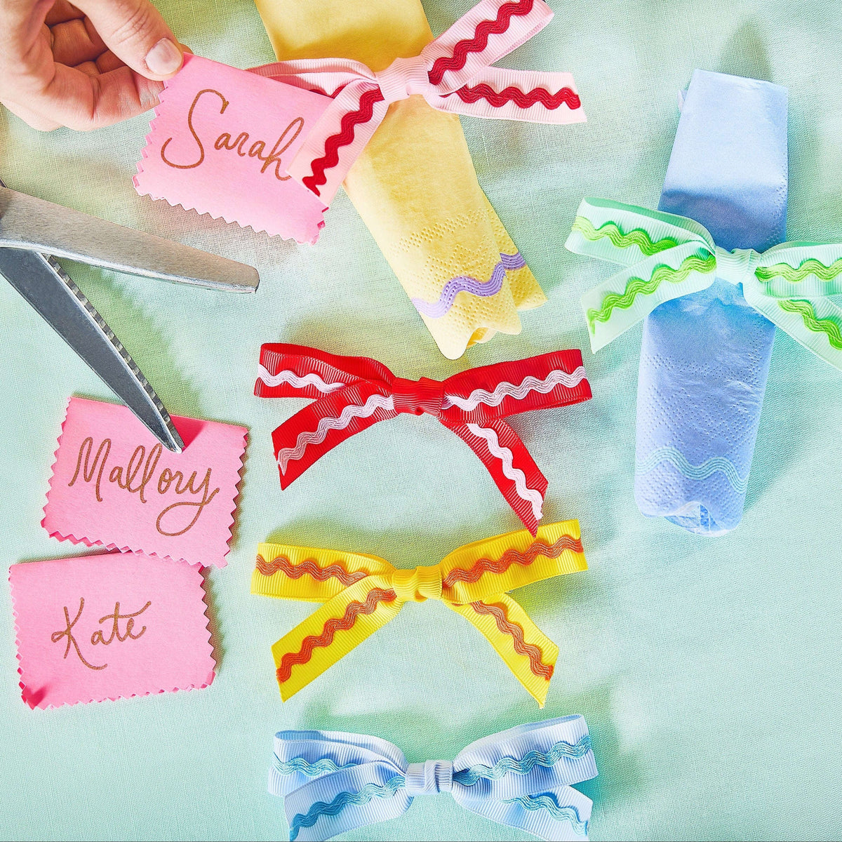 Multicolor Ric Rac Clip-On Bow Set (5 count) Otarealm