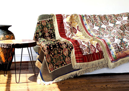 Tache Elegant Burgundy Ornate Paisley Woven Tapestry Tablecloth (18194)