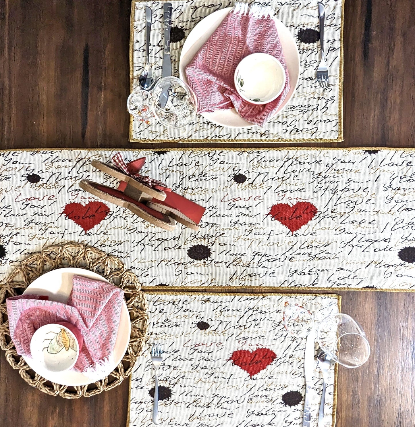 Tache Romantic I Love You Valentine’s Beige Woven Tapestry Table Runner (18111)