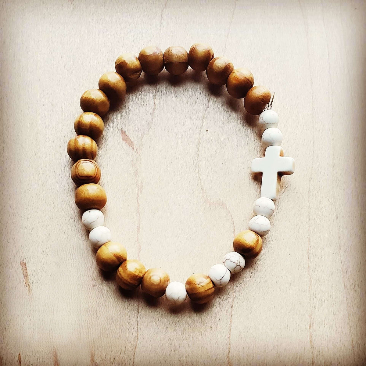 Stretch Bracelet Wood & White Turquoise Beads 804c Otarealm