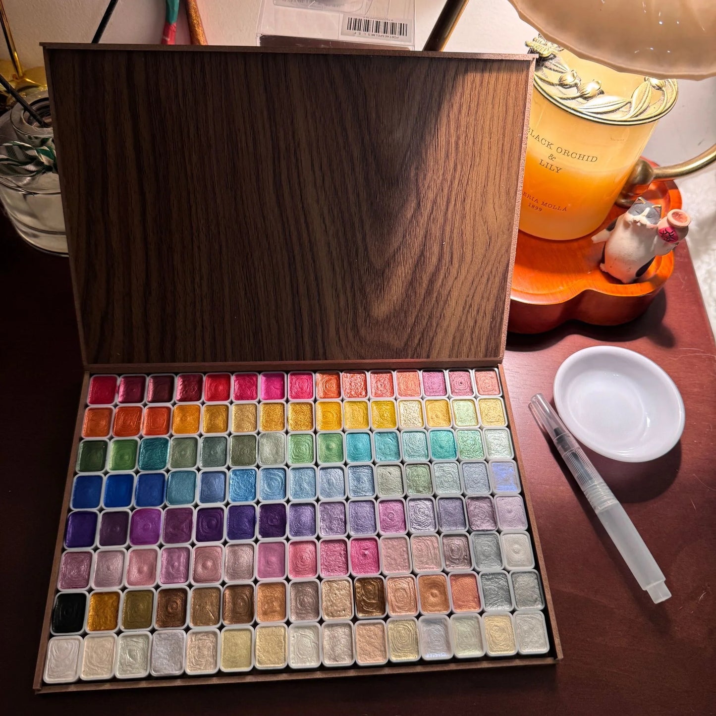 Glitter Watercolor Paints Set, 120 Colors Watercolor Paint, Wooden box, for Professional Artists, Illustrations, Drawing