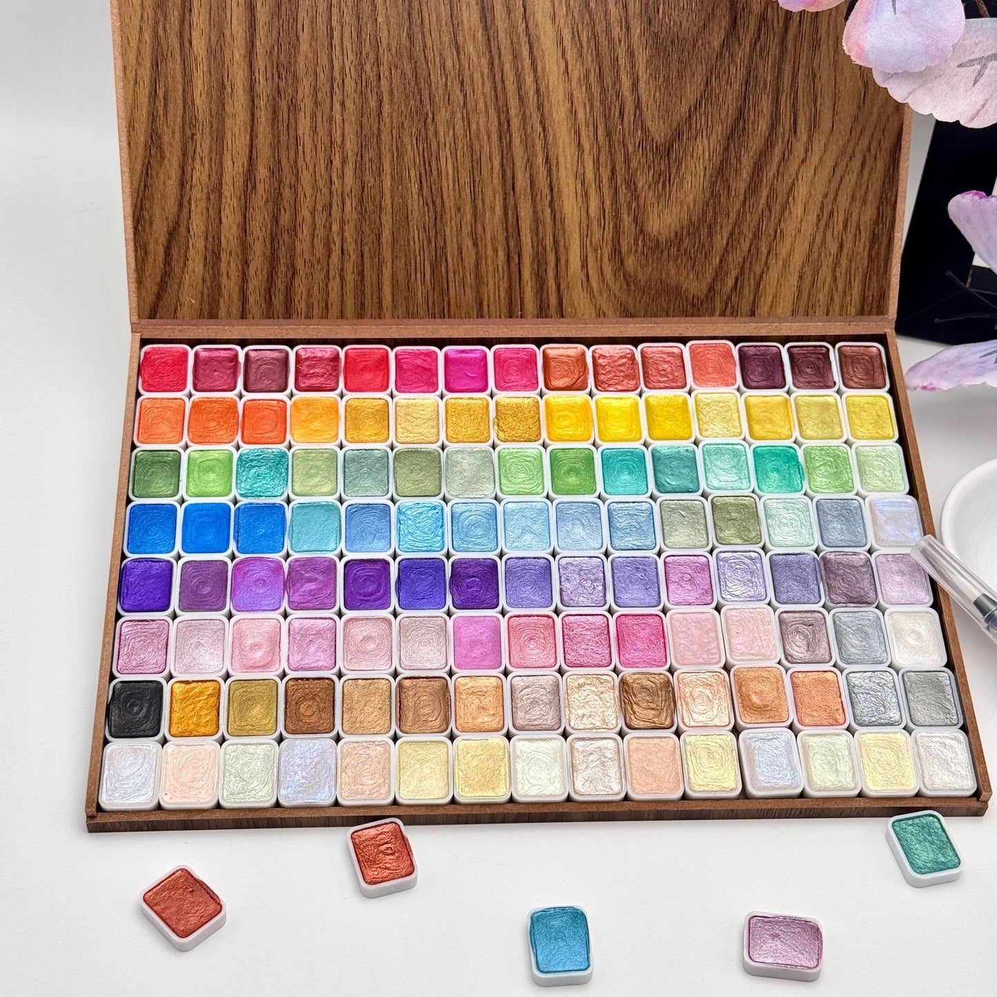 Glitter Watercolor Paints Set, 120 Colors Watercolor Paint, Wooden box, for Professional Artists, Illustrations, Drawing