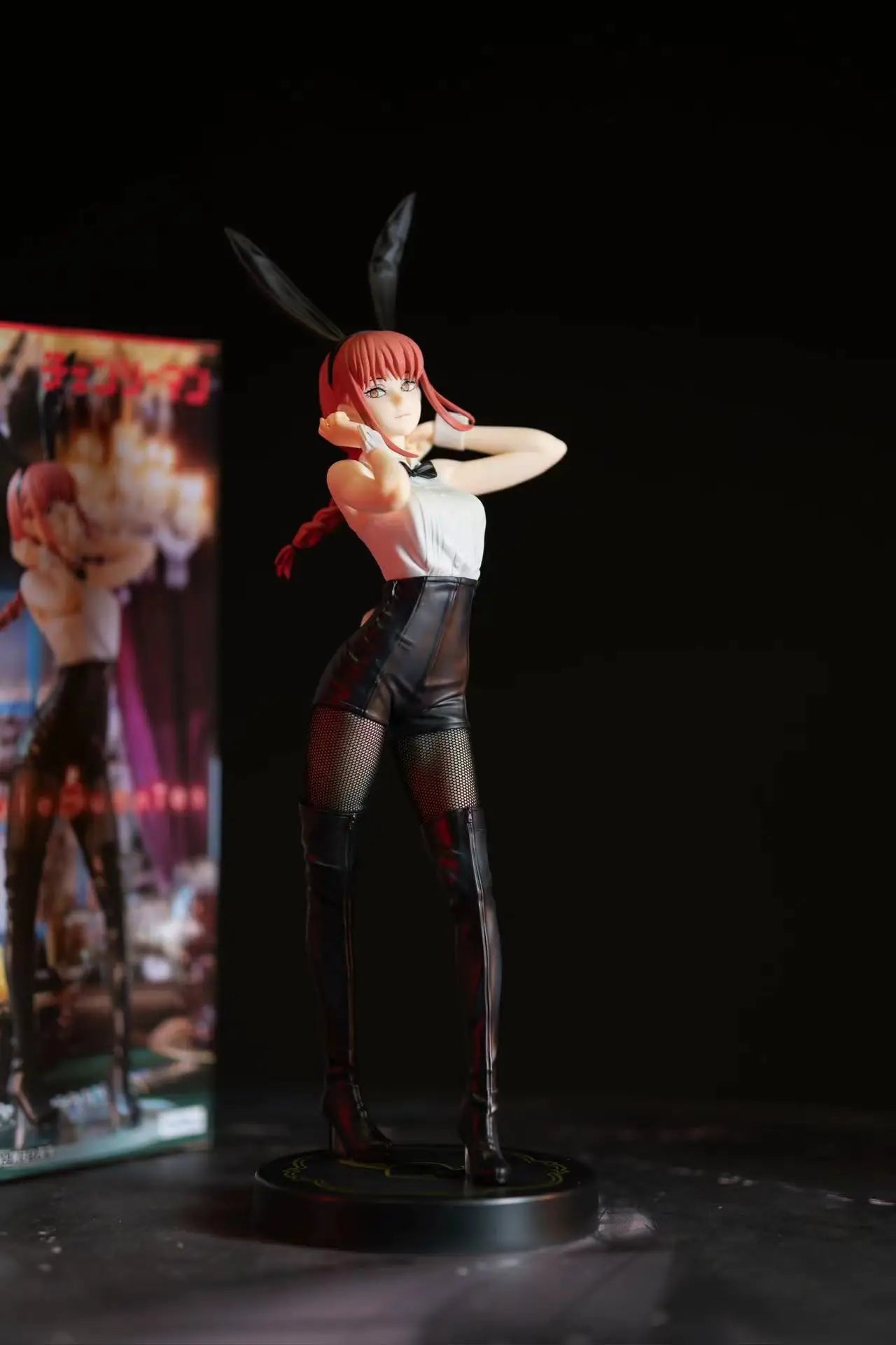 MAKIMA Anime Figure, Chainsaw Man Action Figurines PVC Statue 25 CM