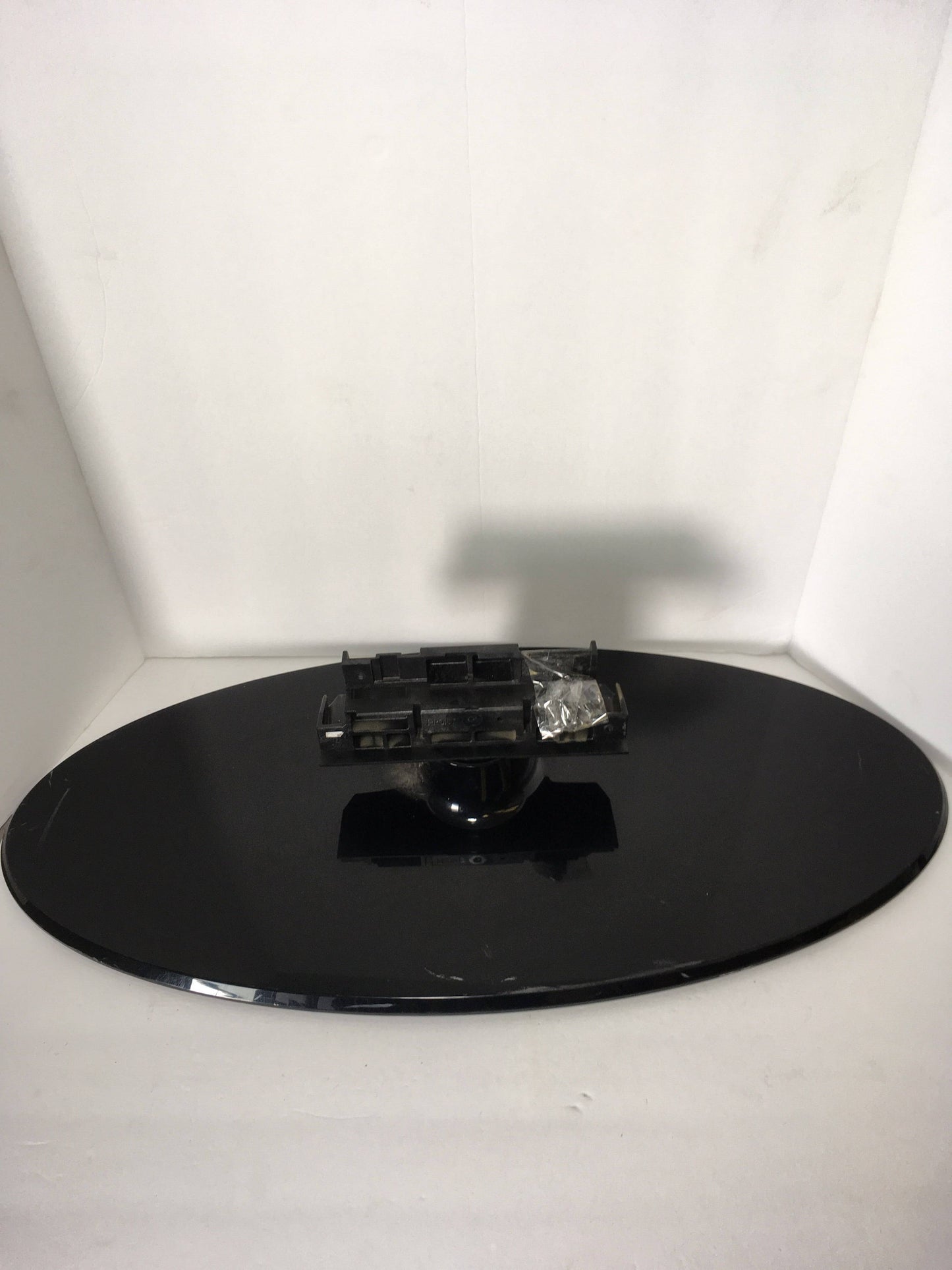 Samsung LN52A540P2FXZA TV Stand / Base