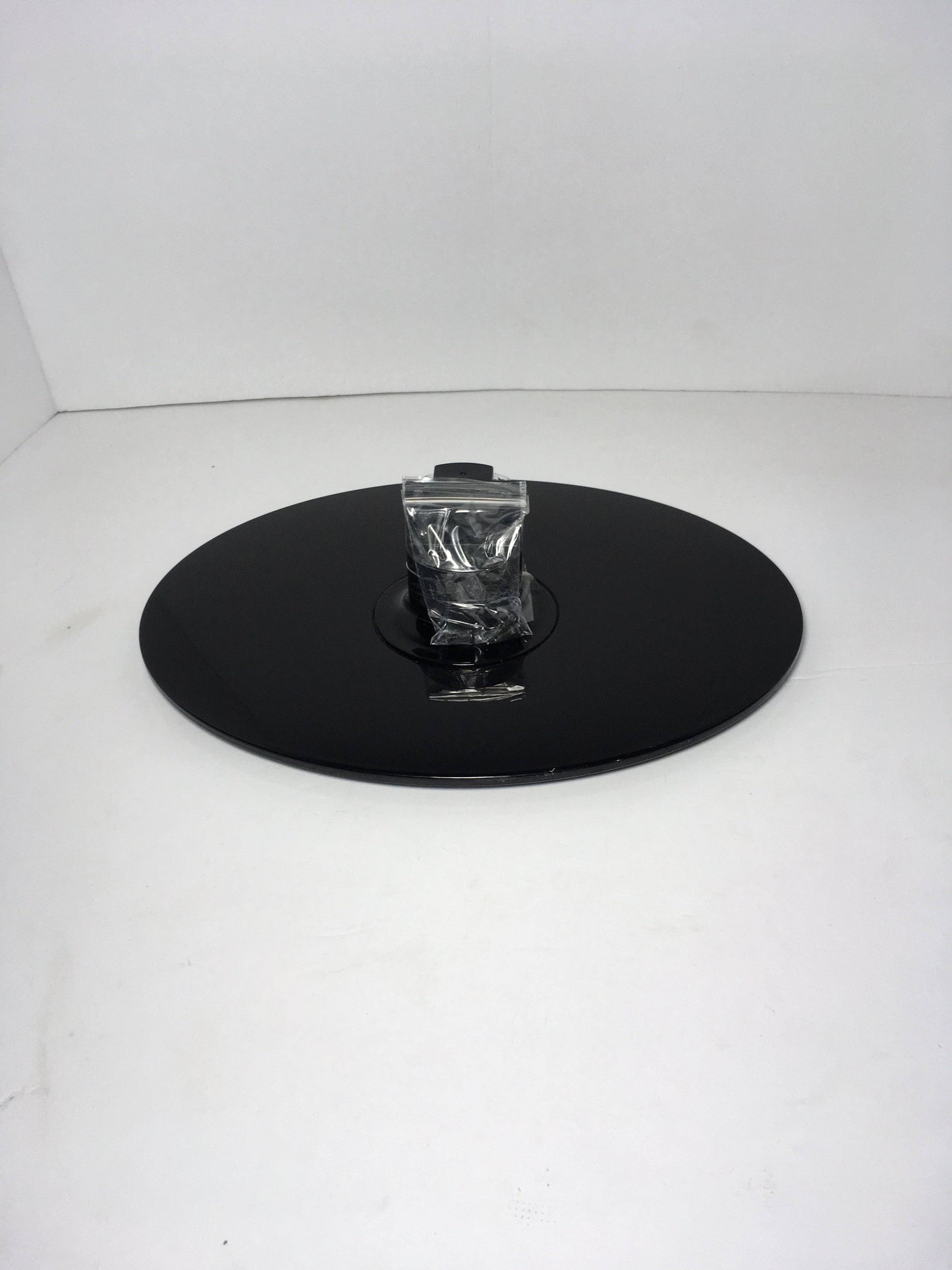 Seiki LC24G82 Stand