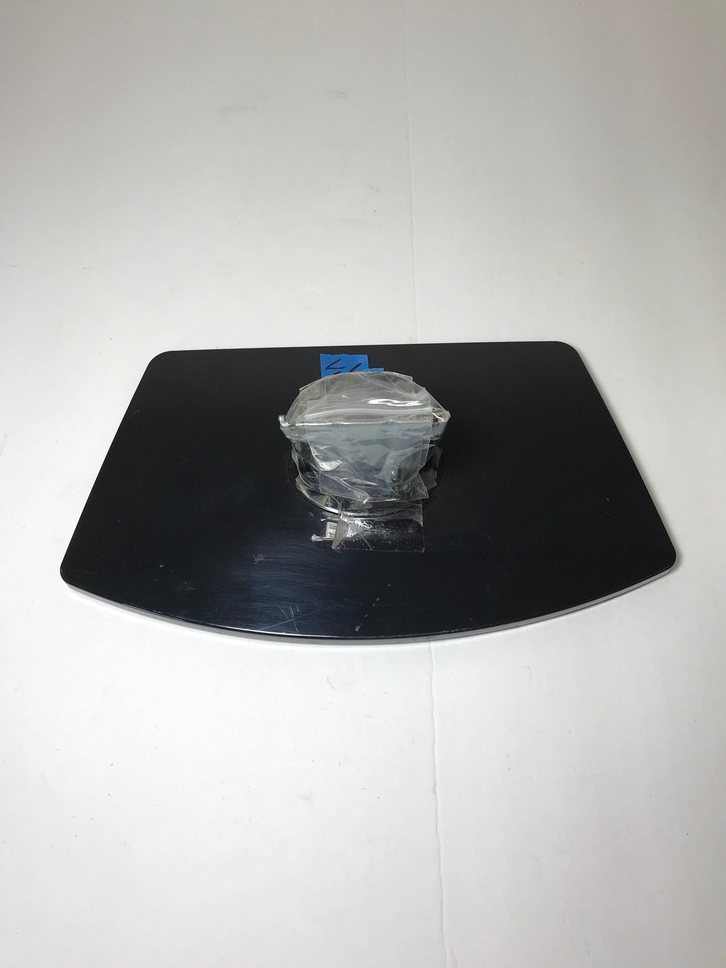 Vizio VW22LHDTV10T TV Stand/Base